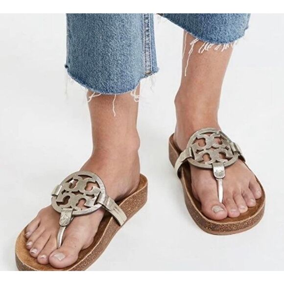 Tory Burch Miller Cloud Sandals Womens Size 6 Spark Gold With Medallion - Picture 2 of 8